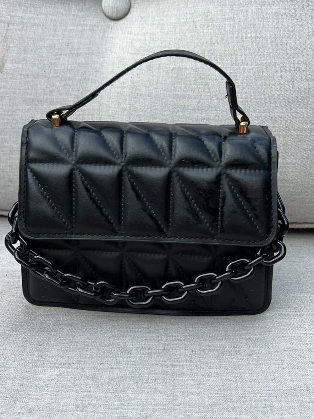 RETRO Black Quilted Top-Handle Crossbody Bag with Chain Accent
